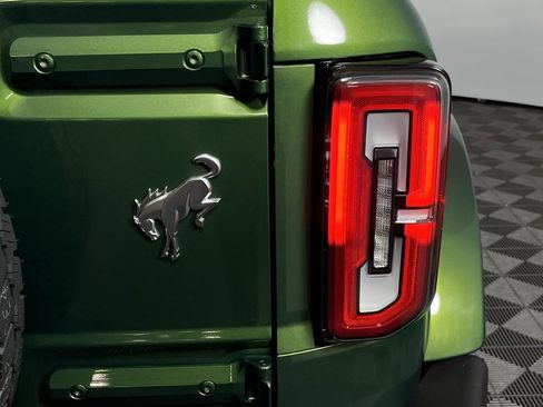 Used 2025 Ford Bronco Outer Banks image 31