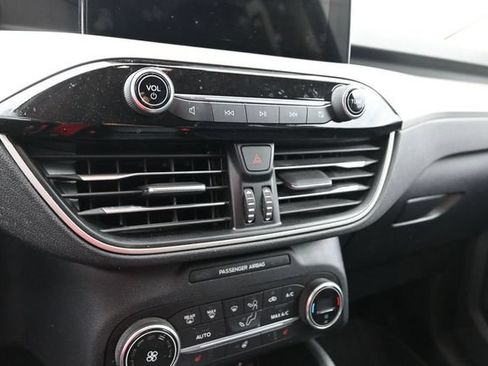 Used 2020 Ford Escape SEL FWD image 17