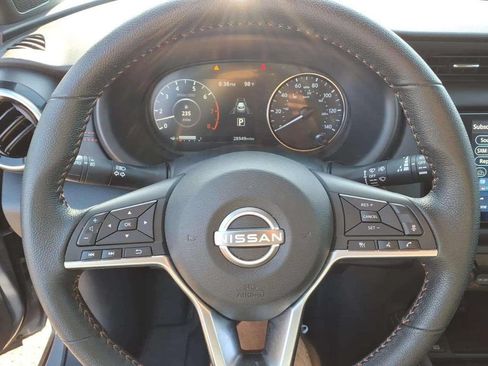 Used 2024 Nissan Kicks SR FWD image 14