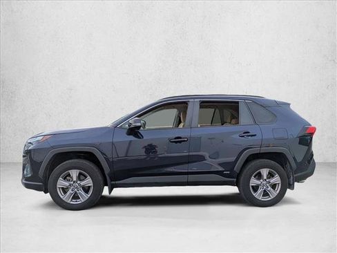 Used 2024 Toyota RAV4 XLE AWD/4WD image 3