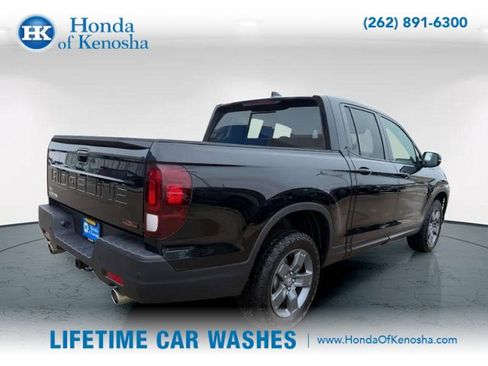 Certified 2024 Honda Ridgeline TrailSport image 8