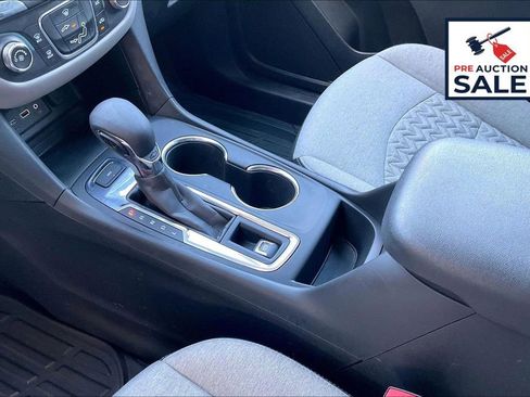 Used 2024 Chevrolet Equinox LS w/ LS Convenience Package AWD/4WD image 17