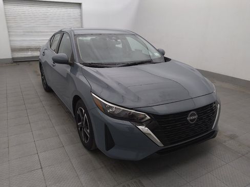 Used 2024 Nissan Sentra SV FWD image 13