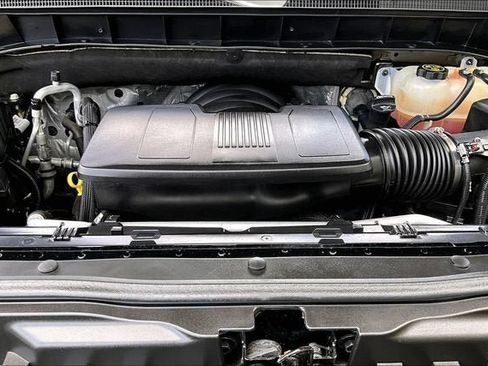 Used 2022 Chevrolet Silverado 1500 RST AWD/4WD image 11