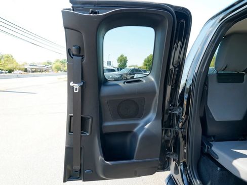 Used 2019 Toyota Tacoma SR w/ SR Convenience Package AWD/4WD image 25