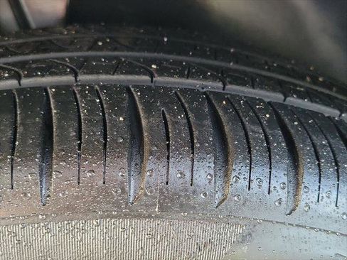 Certified 2023 Dodge Challenger SXT w/ Blacktop Package image 22