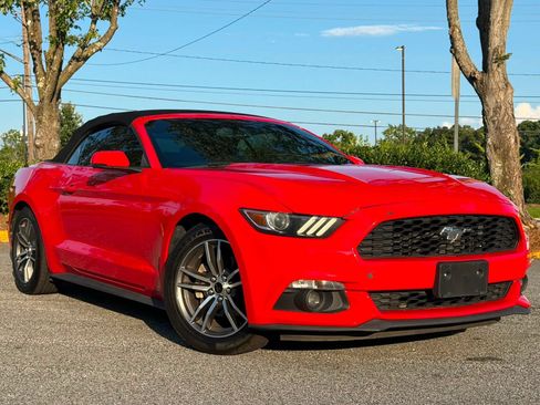 Used 2016 Ford Mustang Premium RWD image 15