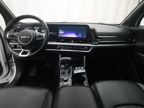 Used 2023 Kia Sportage X-Line w/ X-Line Premium Package AWD/4WD image 5