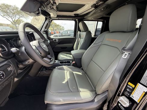 New 2026 Jeep Gladiator Mojave AWD/4WD image 17