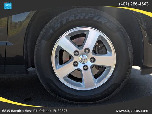 Used 2009 Dodge Grand Caravan SXT image 29