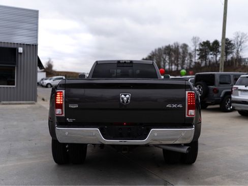 Used 2016 RAM 3500 Laramie w/ Convenience Group image 6