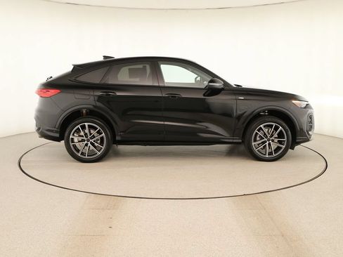 New 2026 Audi Q5 Premium Plus AWD/4WD image 8