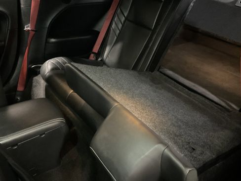 Used 2015 Dodge Challenger SRT Hellcat image 35