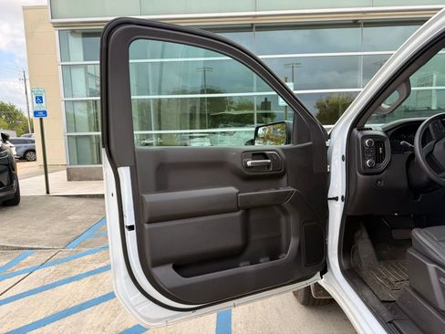 Used 2025 GMC Sierra 1500 Pro w/ Pro Value Package image 12