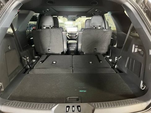 New 2026 Ford Explorer ST-Line w/ ST-Line Street Pack AWD/4WD image 19