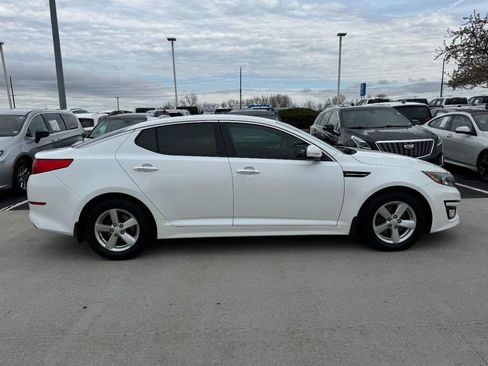 Used 2014 Kia Optima LX FWD image 2