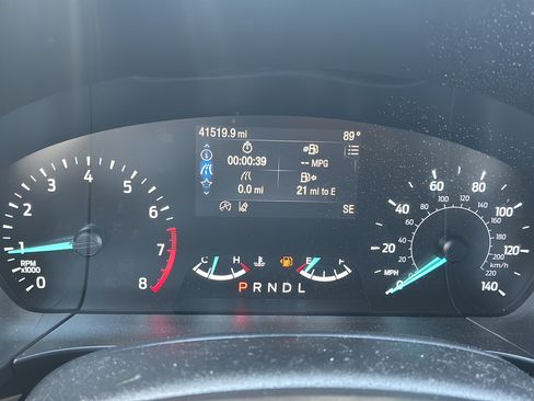 Used 2021 Ford Escape SE FWD image 29