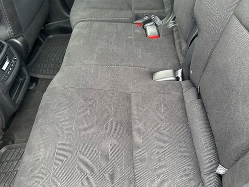 Used 2021 Honda Pilot EX image 7