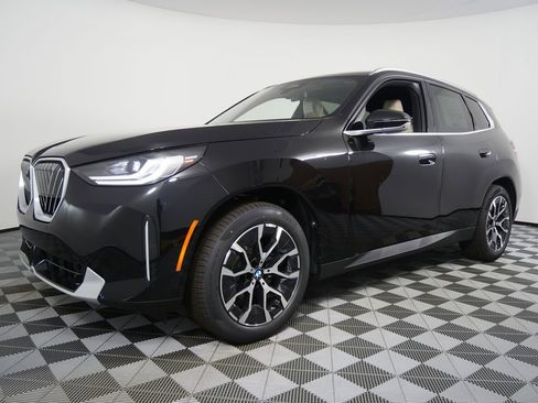 Used 2025 BMW X3 xDrive30i w/ Premium Package image 7