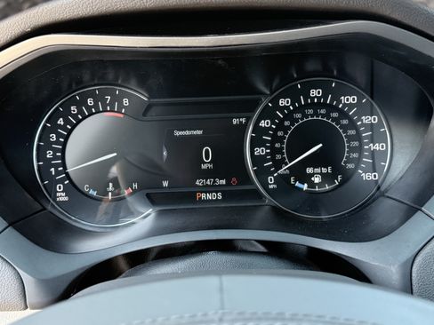 Used 2017 Lincoln MKZ Reserve FWD image 55