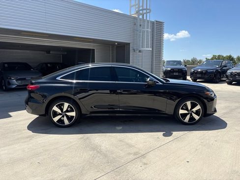 Used 2025 Audi A5 2.0T Premium Plus w/ Premium Plus AWD/4WD image 4