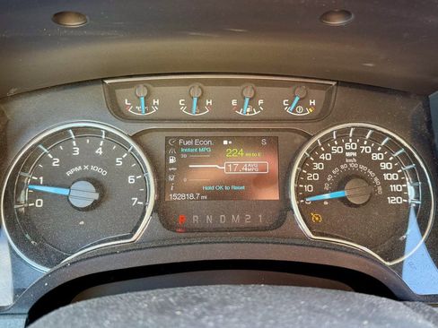 Used 2013 Ford F150 XLT w/ Luxury Equipment Group image 16