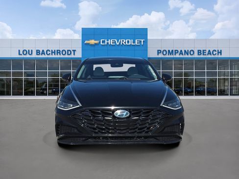 Used 2021 Hyundai Sonata SEL FWD image 2