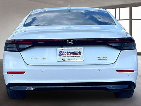 Certified 2023 Honda Accord Touring image 5