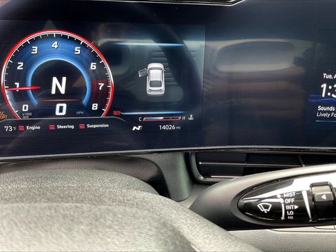 Used 2025 Hyundai Elantra N FWD image 13