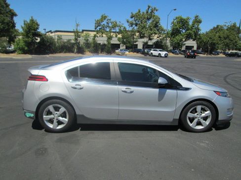 Used 2014 Chevrolet Volt Premium w/ Premium Trim Package FWD image 7