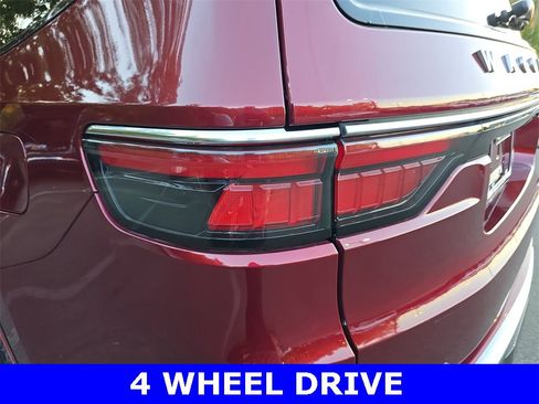 Used 2022 Jeep Wagoneer Series II image 36