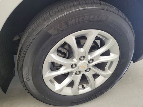 Used 2020 Chevrolet Equinox LS FWD image 31