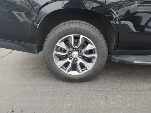 Certified 2021 Chevrolet Tahoe LS w/ Driver Alert Package AWD/4WD image 12