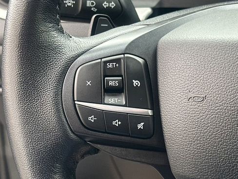 Used 2020 Ford Explorer XLT w/ Equipment Group 202A image 30