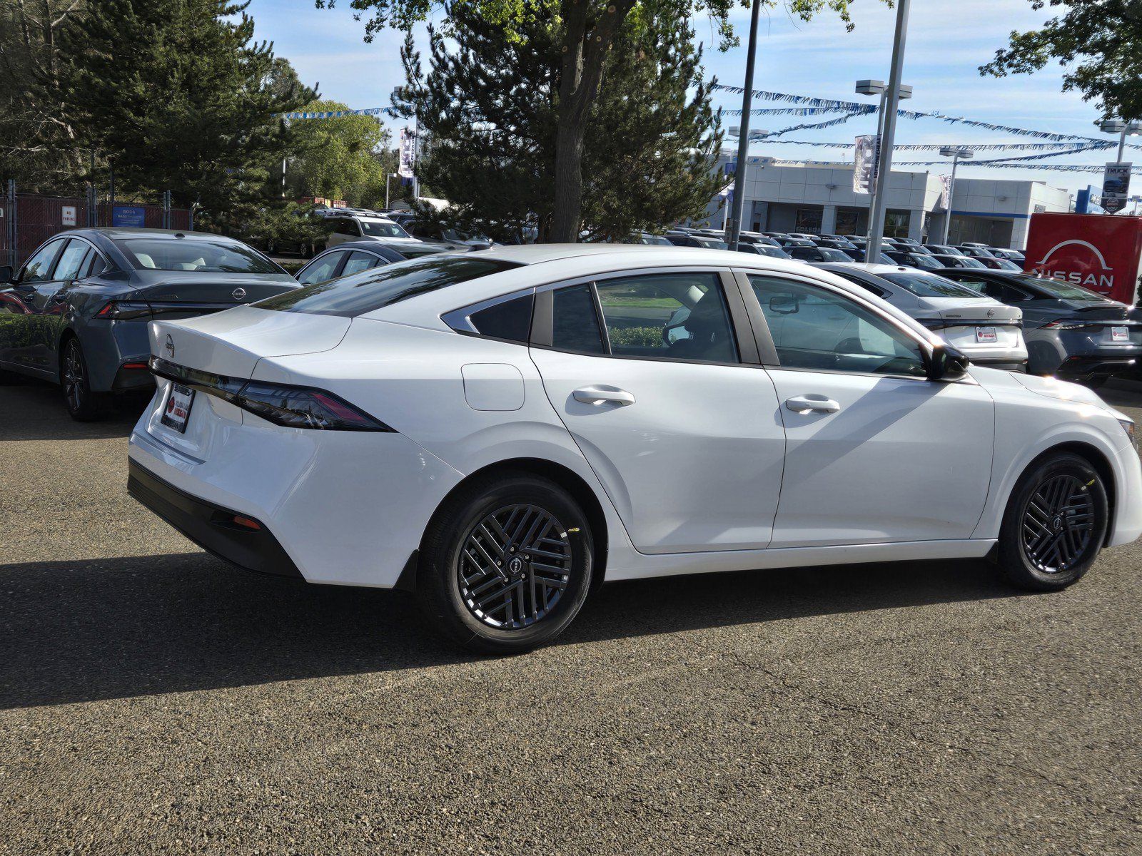 New 2026 Nissan Sentra SV w/ SV Convenience Package FWD image 3
