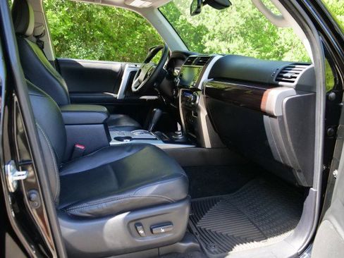Used 2021 Toyota 4Runner Limited image 39
