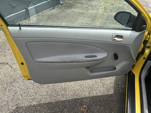 Used 2009 Chevrolet Cobalt LS w/ Protection Package FWD image 27