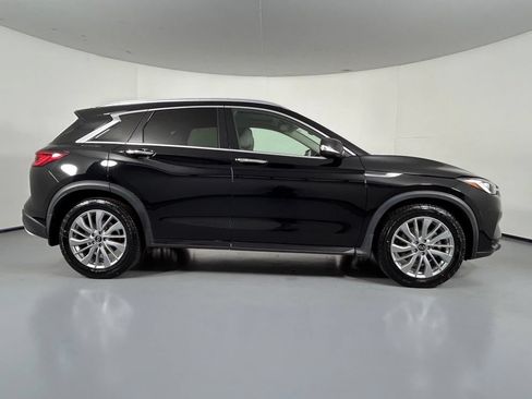 Used 2023 INFINITI QX50 Luxe AWD/4WD image 8