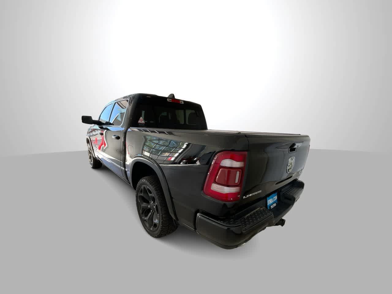 Used 2020 RAM 1500 Limited w/ Body-Colour Bumper Group AWD/4WD image 6