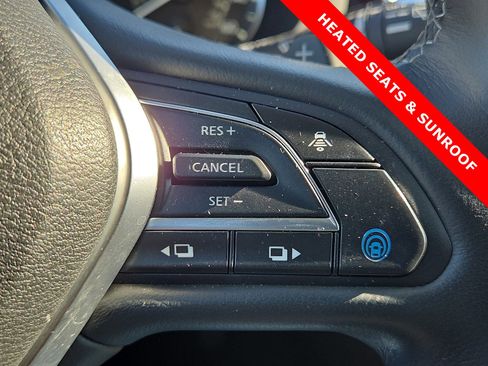 Used 2022 INFINITI QX50 Essential image 22