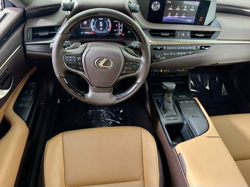 Used 2020 Lexus ES 350 w/ Premium Package image 21