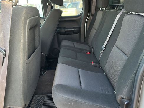 Used 2011 Chevrolet Silverado 2500 LT w/ Interior Plus Package image 16