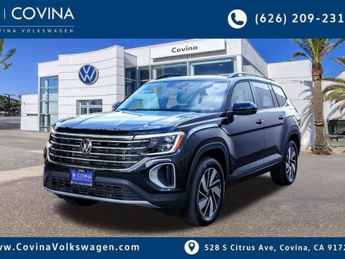 New 2026 Volkswagen Atlas SE FWD image 3