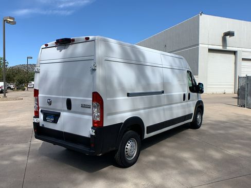 Used 2024 RAM ProMaster 2500 w/ Safety Group FWD image 5