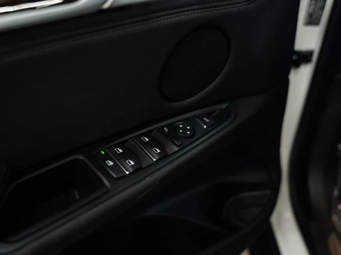 Used 2019 BMW X6 sDrive35i RWD image 30