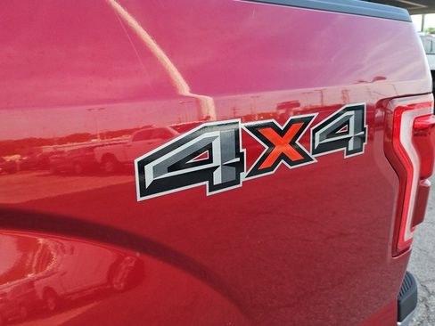 Used 2016 Ford F150 Lariat image 11