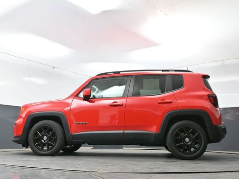 Used 2020 Jeep Renegade Latitude FWD image 51