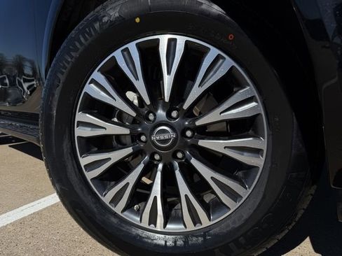 Used 2021 Nissan Armada SL w/ Midnight Edition Package image 11