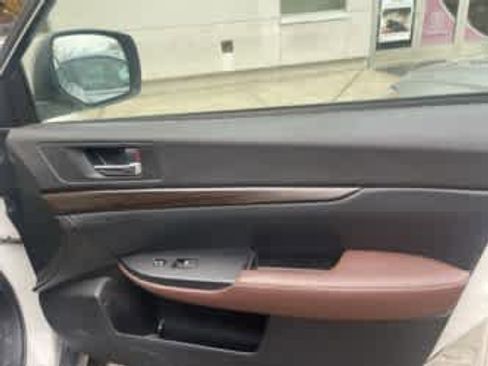 Used 2014 Subaru Outback 3.6R Limited image 12