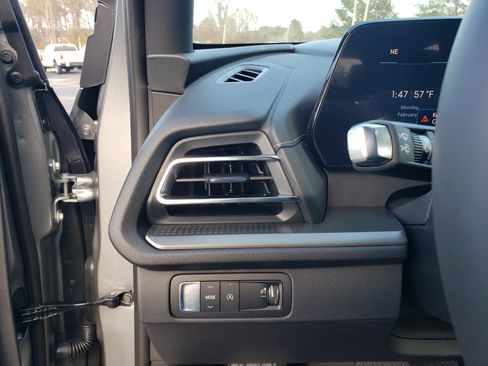 New 2026 Chevrolet Traverse LT w/ Midnight/Sport Edition image 15